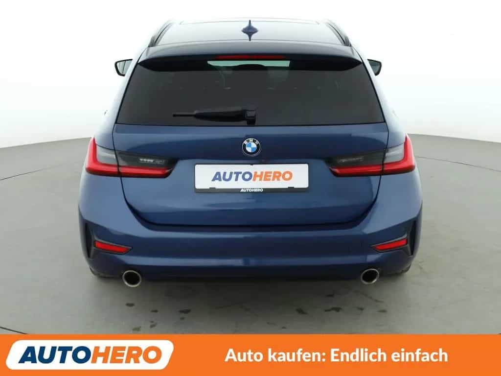 BMW 3 Series 320i Sport Line Aut.*NAVI*LED*TEMPO*CAM*PDC*SHZ* 03/2021-photo-4