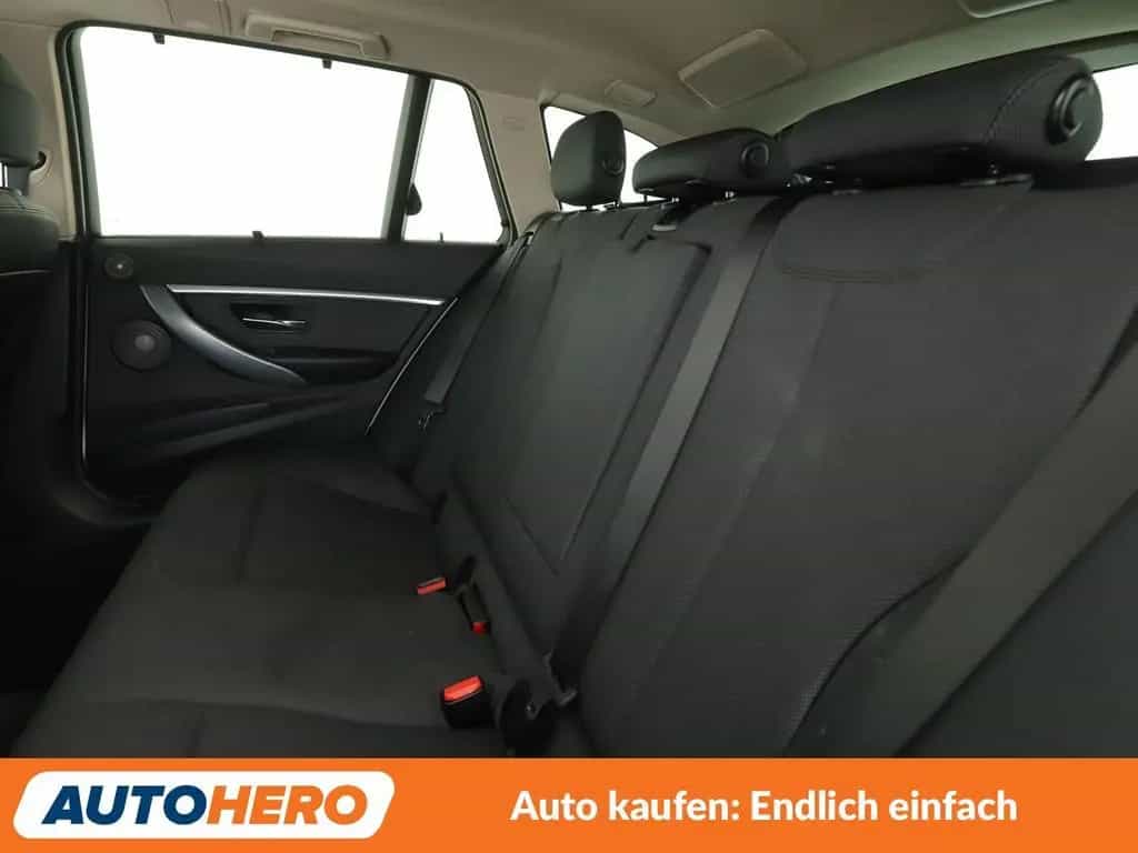 BMW 3 Series 320d Sport Line Shadow *NAVI*LED*TEMPO*PDC* 02/2019-photo-13