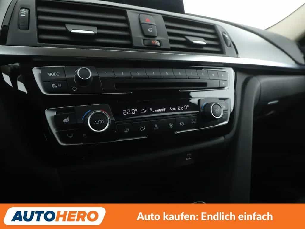 BMW 3 Series 320d Sport Line Shadow *NAVI*LED*TEMPO*PDC* 02/2019-photo-19
