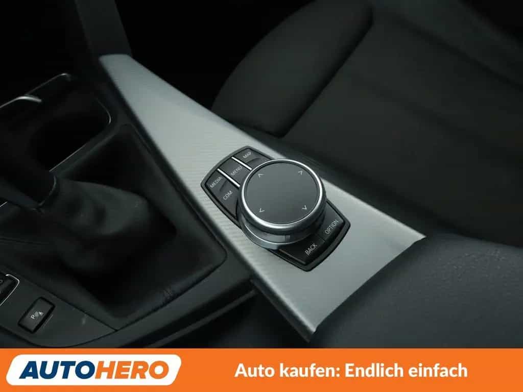 BMW 3 Series 320d Sport Line Shadow *NAVI*LED*TEMPO*PDC* 02/2019-photo-21