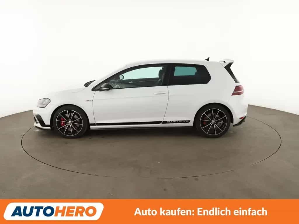 Volkswagen Golf 04/2016-photo-2