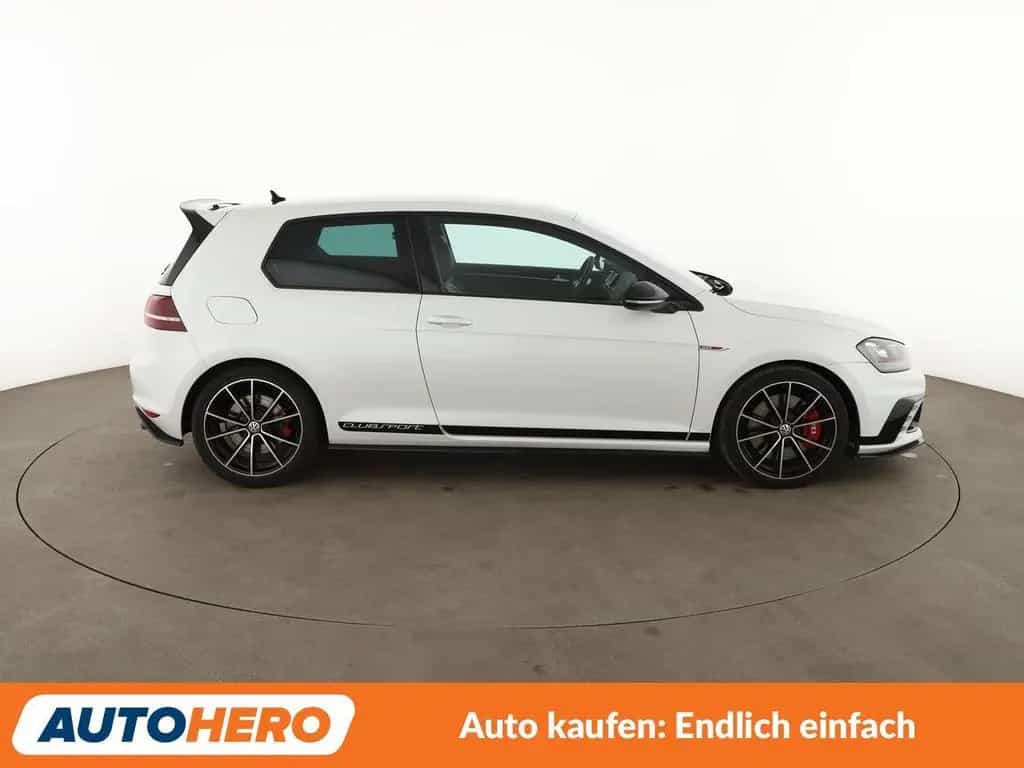 Volkswagen Golf 04/2016-photo-6