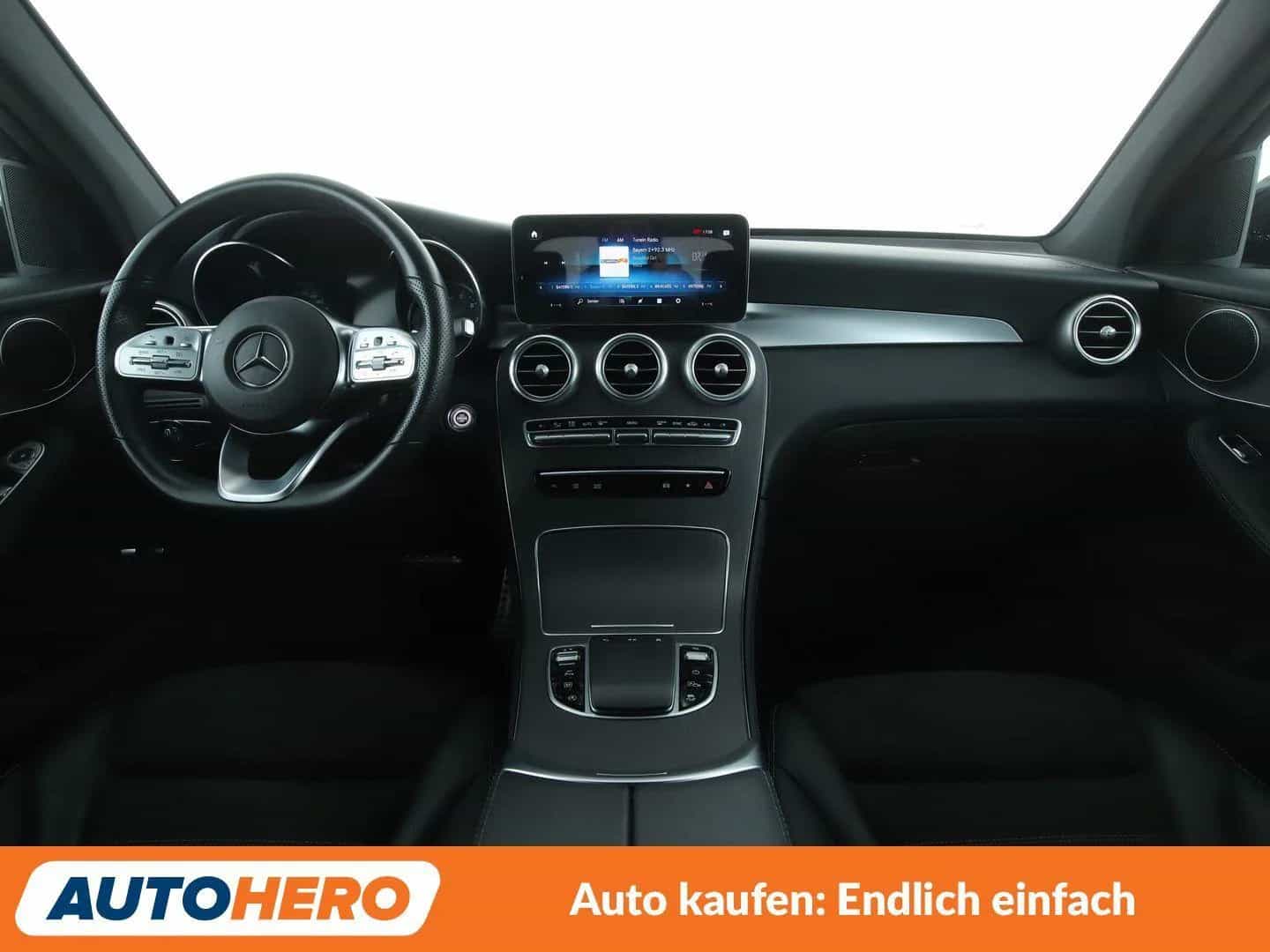 Mercedes-Benz GLC-Class 200 10/2019-photo-11