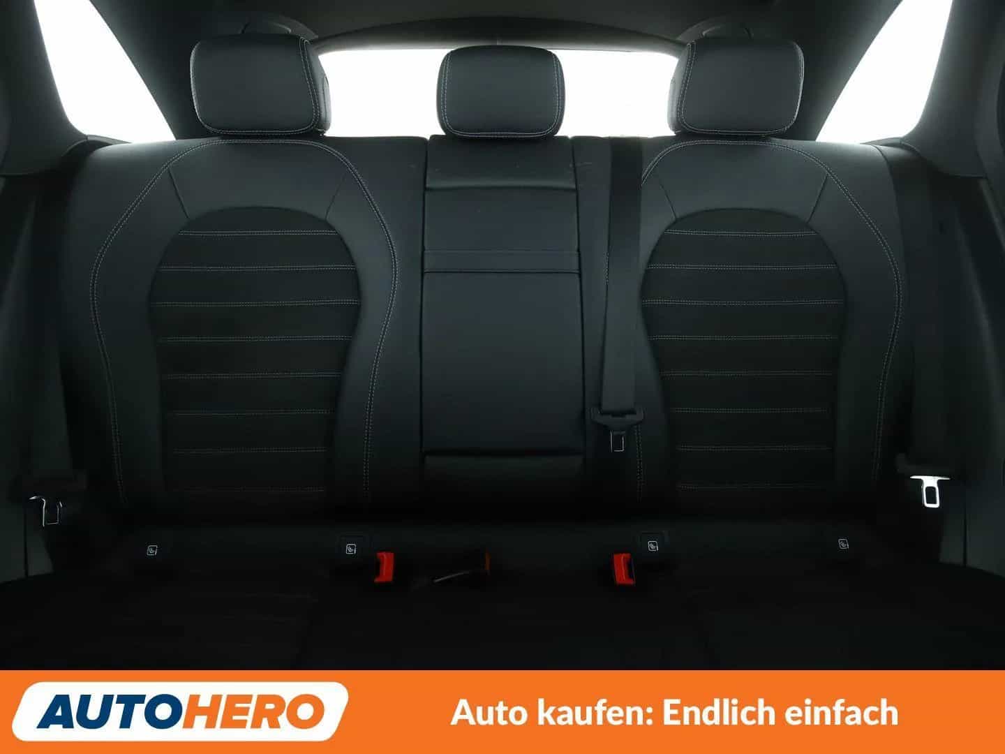 Mercedes-Benz GLC-Class 200 10/2019-photo-15