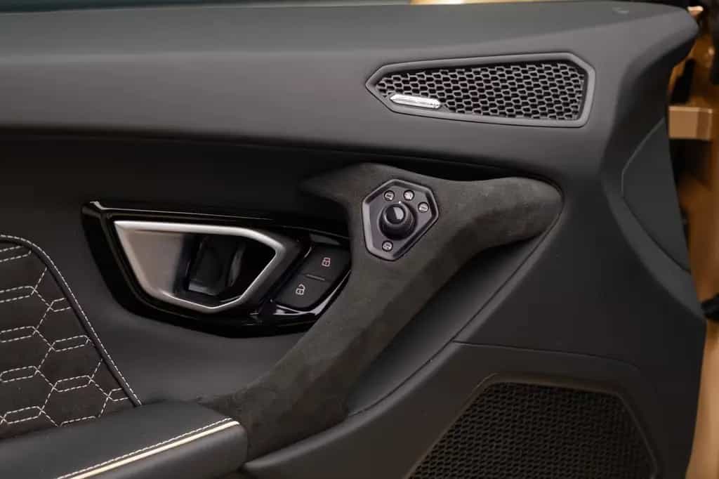 Lamborghini Tecnica 05/2024-photo-18
