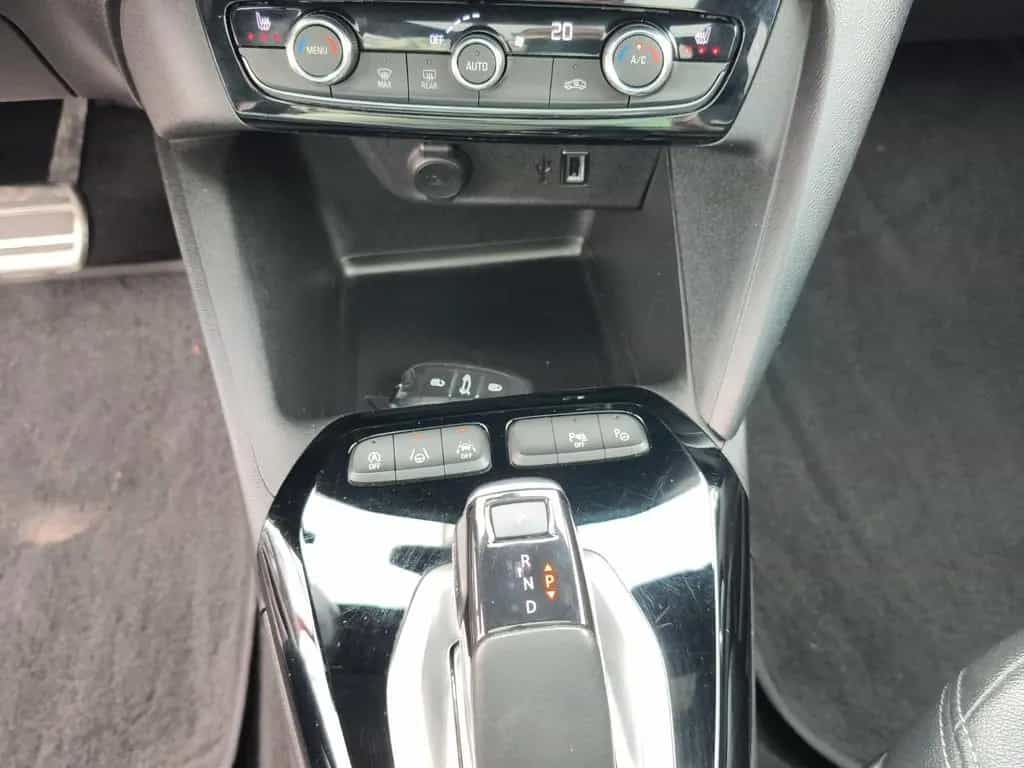 Opel Corsa F Ultimate/LED/Carplay/360Kamera 02/2021-photo-18