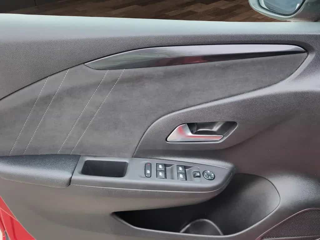 Opel Corsa F Ultimate/LED/Carplay/360Kamera 02/2021-photo-24
