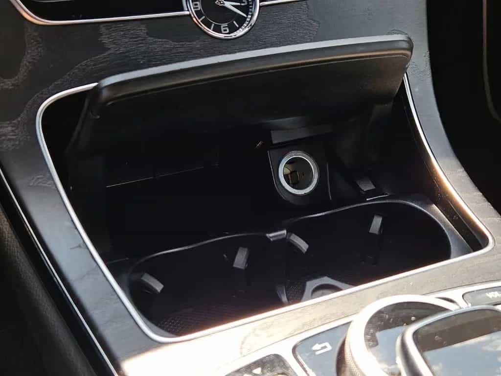 Mercedes-Benz C-Class 400 4Matic Edition 1*LED*Keyless*Designo Innen 04/2015-photo-36