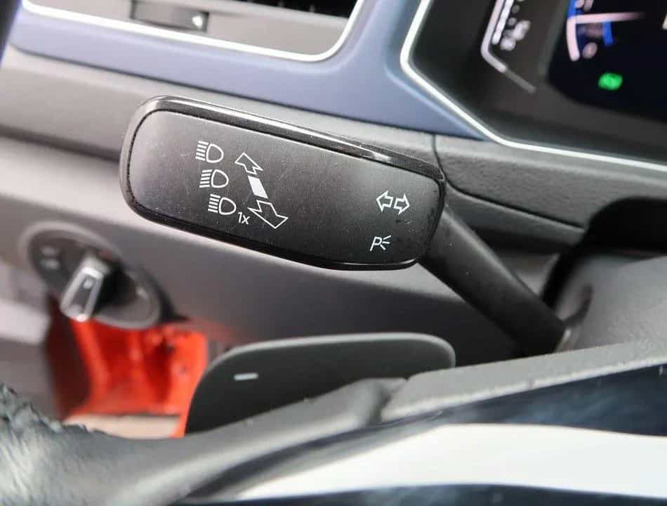 Volkswagen T-Roc R-Line*Automatik*LED*Wartungen lückenlos* 06/2020-photo-15