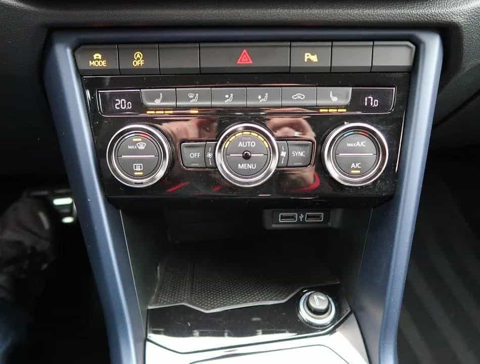 Volkswagen T-Roc R-Line*Automatik*LED*Wartungen lückenlos* 06/2020-photo-18