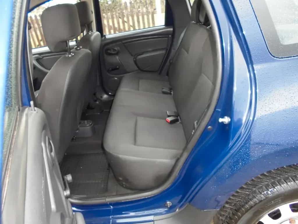 Dacia Duster 1.6 16V 105 4x2 NUR 72 Tkm TÜV NEU! 01/2015-photo-13