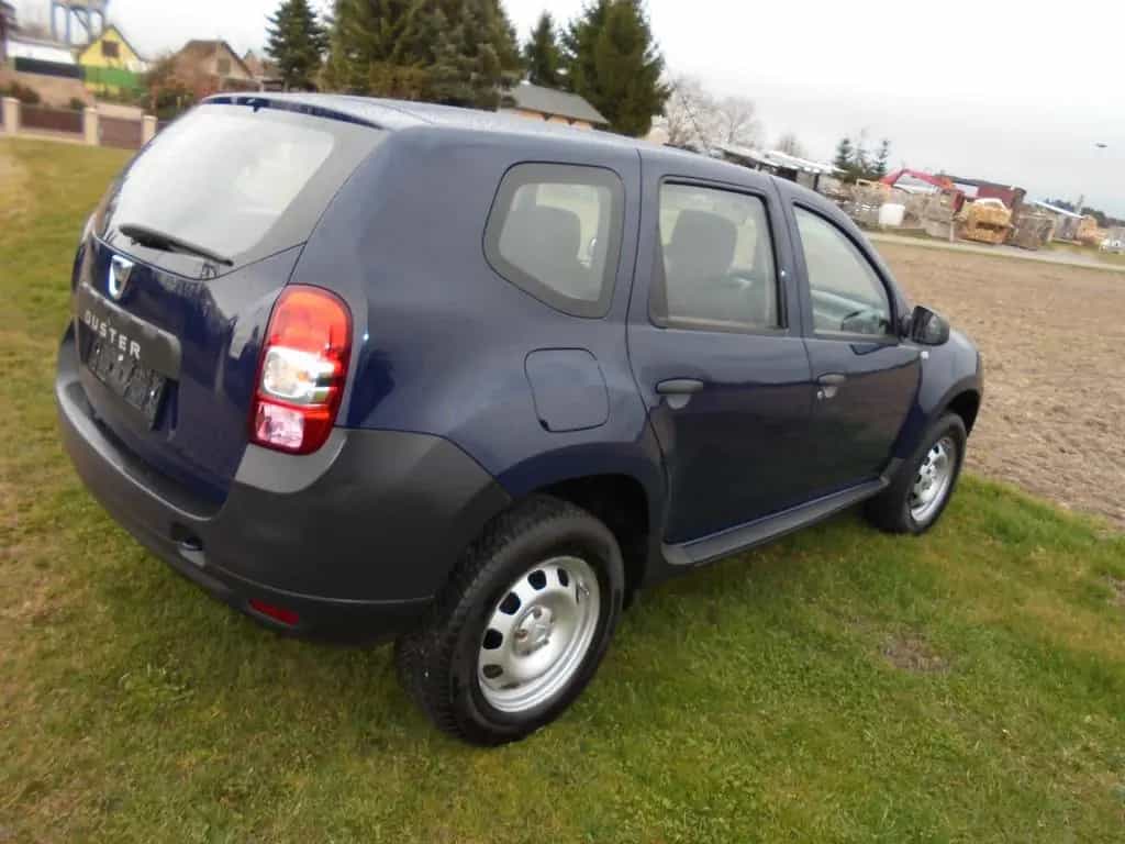 Dacia Duster 1.6 16V 105 4x2 NUR 72 Tkm TÜV NEU! 01/2015-photo-3