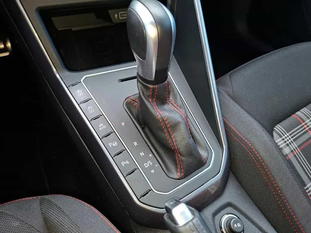 Volkswagen Polo VI 2.0 TSI GTI /App-Connect/ACC/ SHZ 01/2020-photo-13