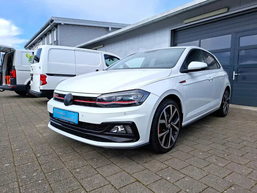 Volkswagen Polo VI 2.0 TSI GTI /App-Connect/ACC/ SHZ 01/2020-photo-2