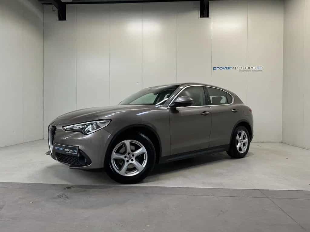 Alfa Romeo Stelvio 2.2 D Autom. - GPS - Airco - Topstaat! 06/2017-photo-2