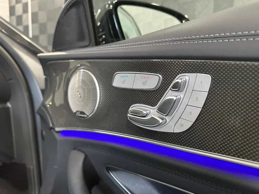 Mercedes-Benz E-Class 53 AMG 4Ma+*NIGHT*MULTIBEAM-360-BURMESTER-PANO 11/2019-photo-20