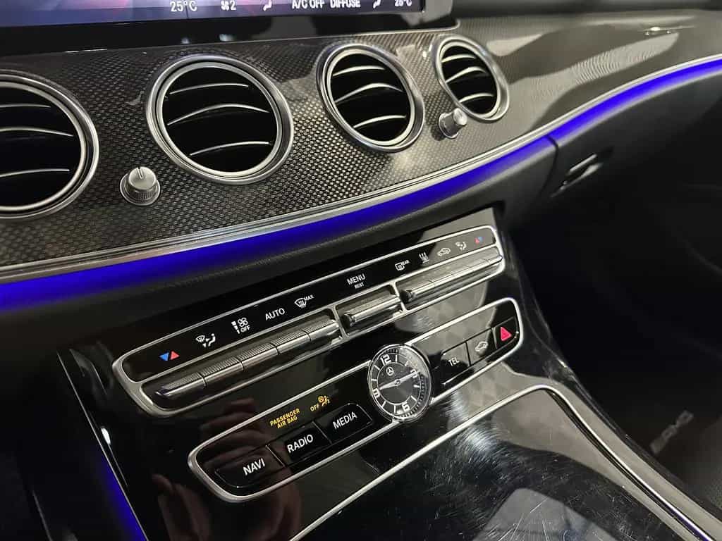 Mercedes-Benz E-Class 53 AMG 4Ma+*NIGHT*MULTIBEAM-360-BURMESTER-PANO 11/2019-photo-43