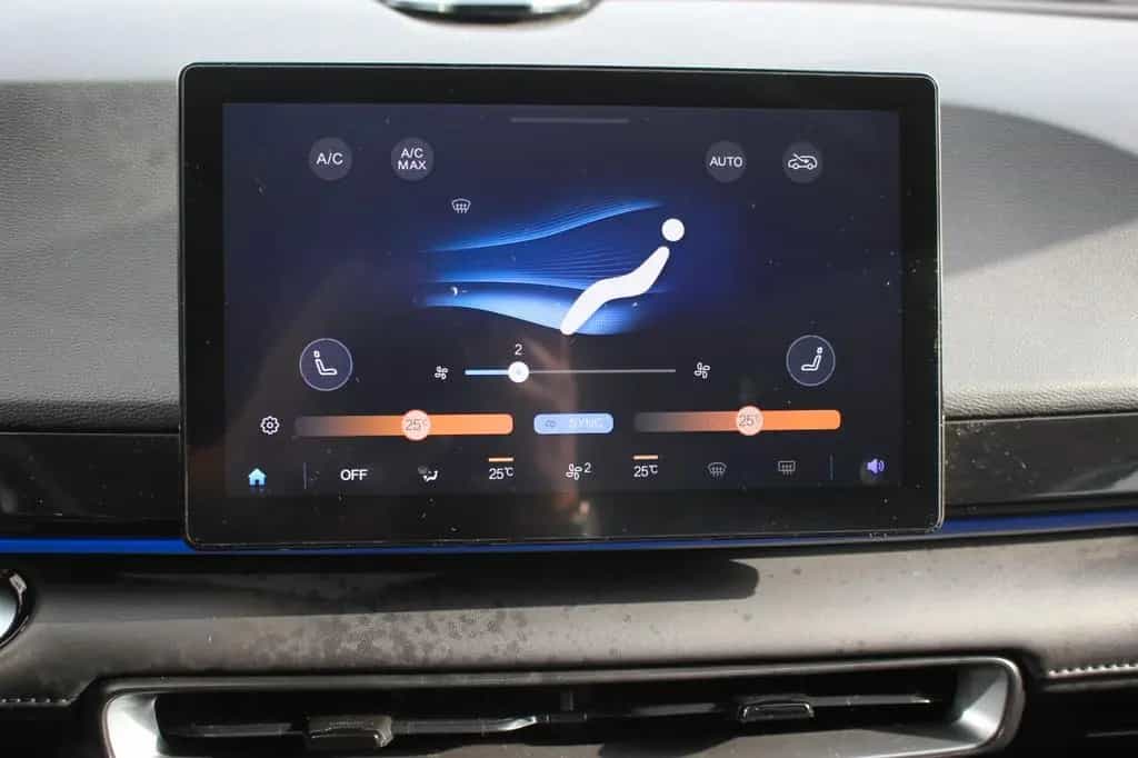 BAIC X55 AUTOMATIK LEDER 03/2023-photo-11