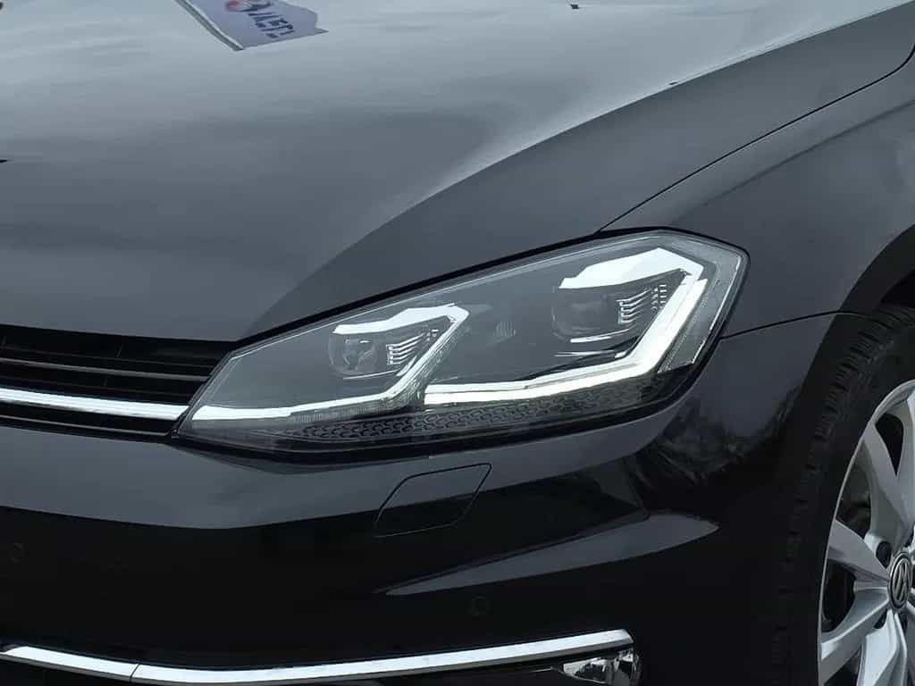 Volkswagen Golf VII Variant 1.5 16V TSI Automatik LED Navi 02/2020-photo-6