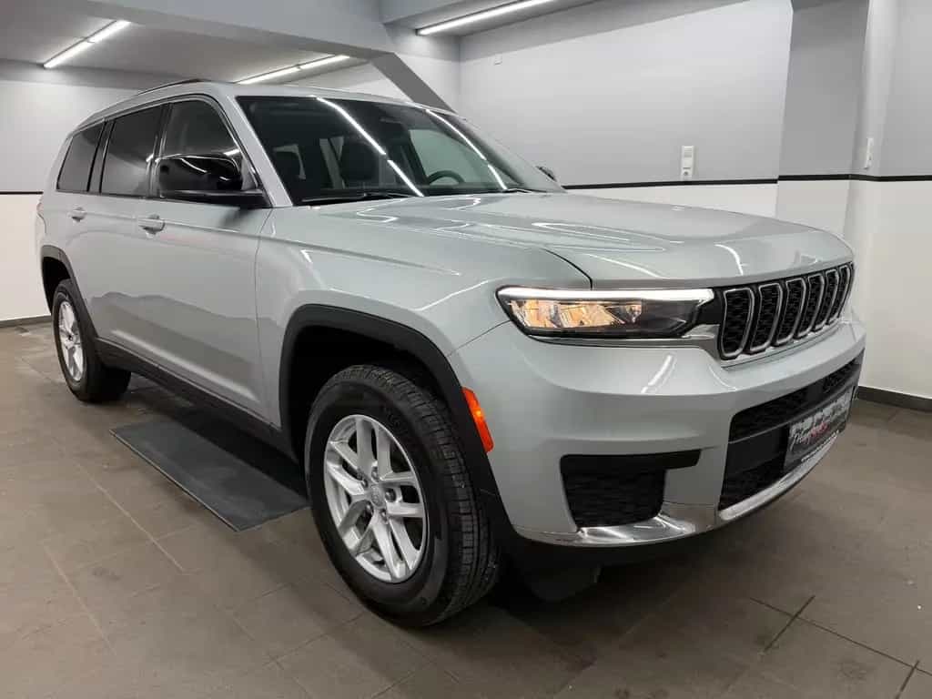 Jeep Grand Cherokee LAREDO L 4x4/Glasdach/ACC/Spur.H 07/2023-photo-1