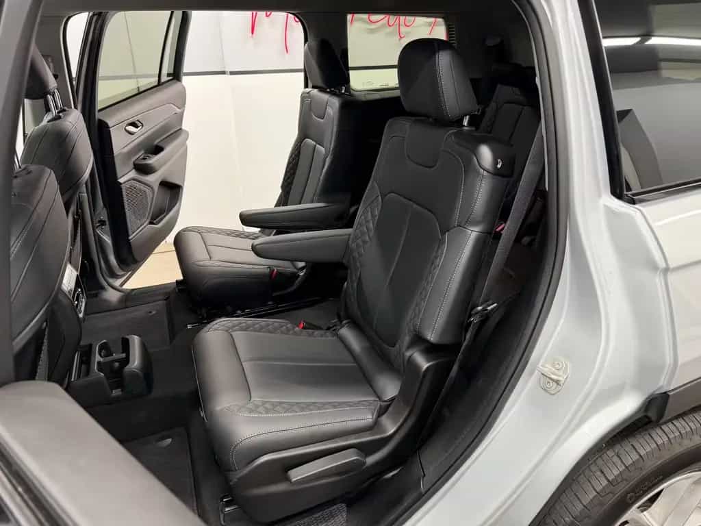 Jeep Grand Cherokee LAREDO L 4x4/Glasdach/ACC/Spur.H 07/2023-photo-25