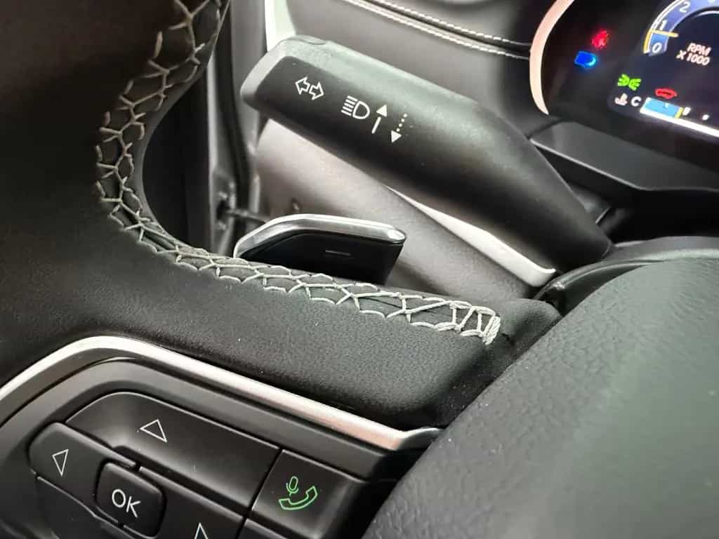 Jeep Grand Cherokee LAREDO L 4x4/Glasdach/ACC/Spur.H 07/2023-photo-31
