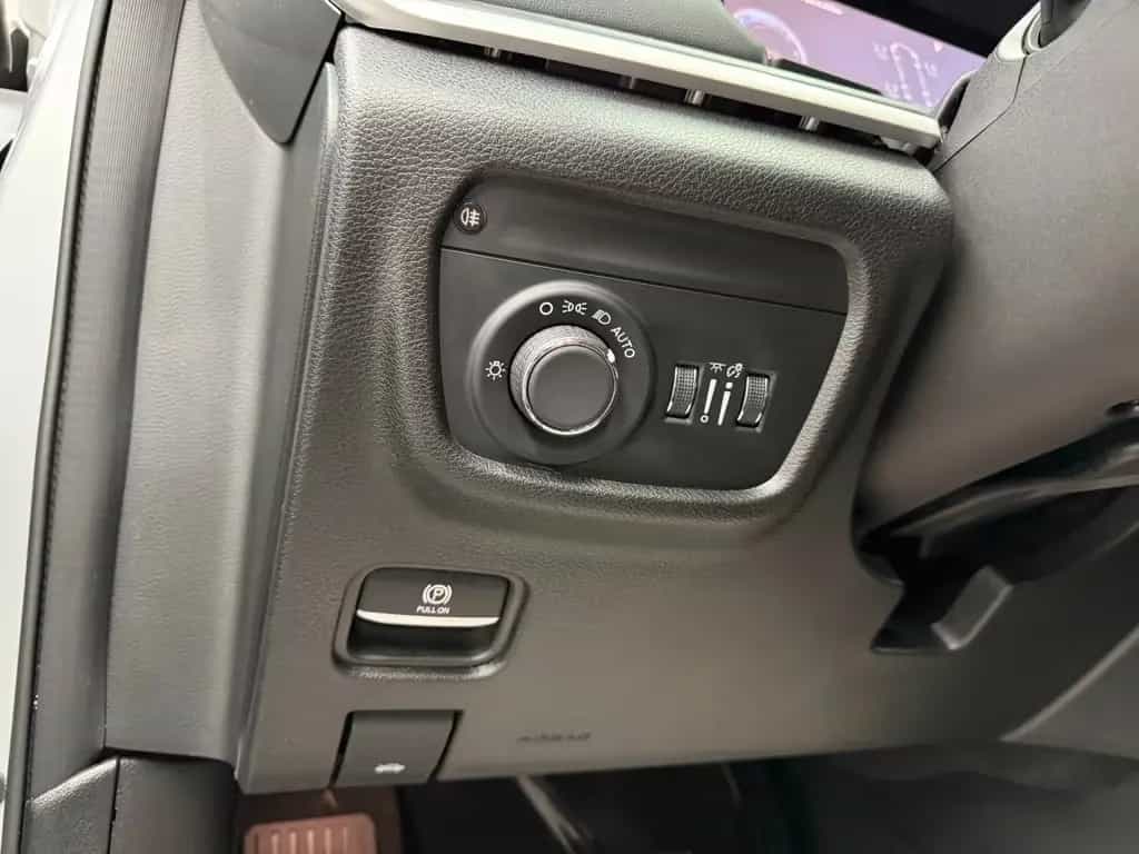 Jeep Grand Cherokee LAREDO L 4x4/Glasdach/ACC/Spur.H 07/2023-photo-34