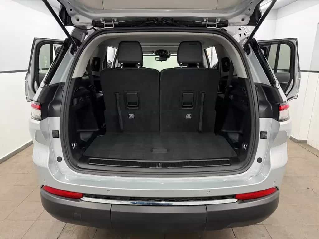 Jeep Grand Cherokee LAREDO L 4x4/Glasdach/ACC/Spur.H 07/2023-photo-6