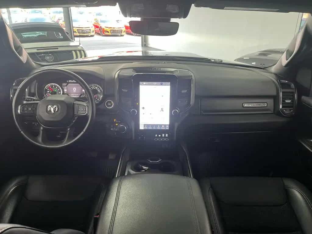 Dodge RAM 5,7l V8 *BIGHORN/12 ZOLL Display/SHZ/LED/AHK 12/2023-photo-12