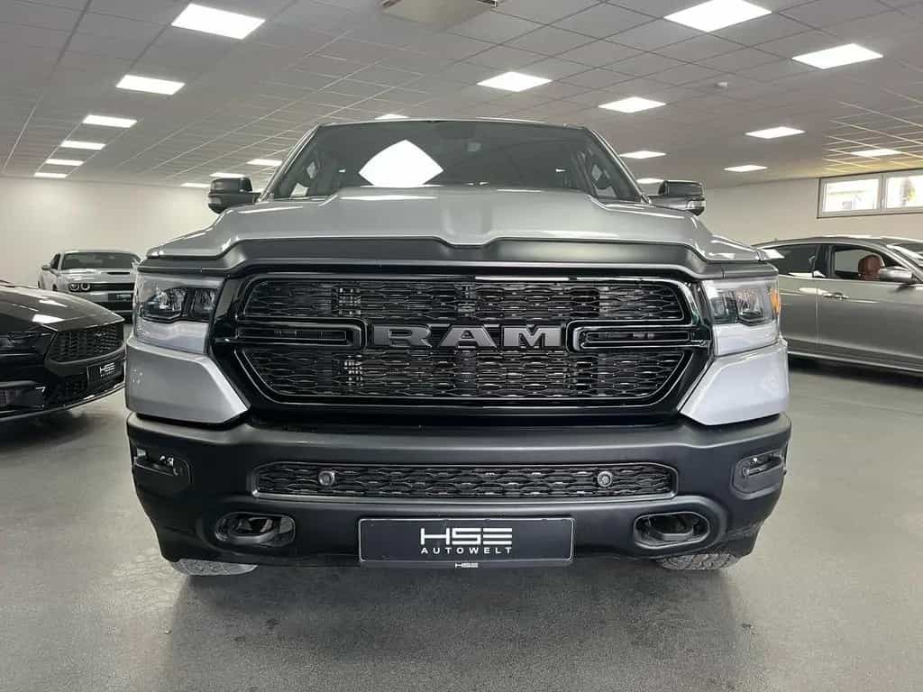 Dodge RAM 5,7l V8 *BIGHORN/12 ZOLL Display/SHZ/LED/AHK 12/2023-photo-3