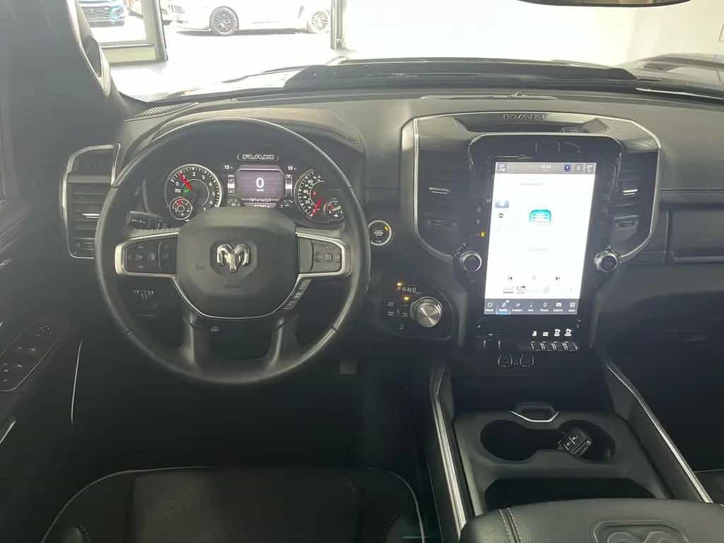 Dodge RAM 5,7l V8 *LARAMIE/12 Zoll Display/LED/AHK/SHZ 06/2023-photo-13