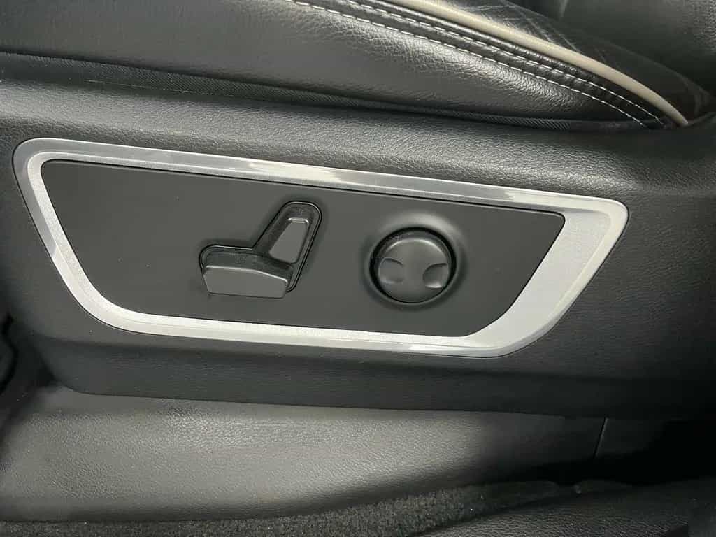 Dodge RAM 5,7l V8 *LARAMIE/12 Zoll Display/LED/AHK/SHZ 06/2023-photo-14