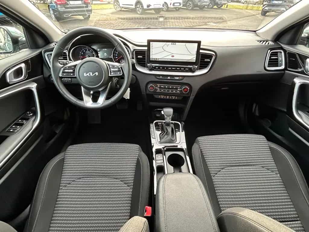 Kia Ceed SW 1.5 T-GDI DCT Vision Komfort+ Navi Kamer 06/2025-photo-13