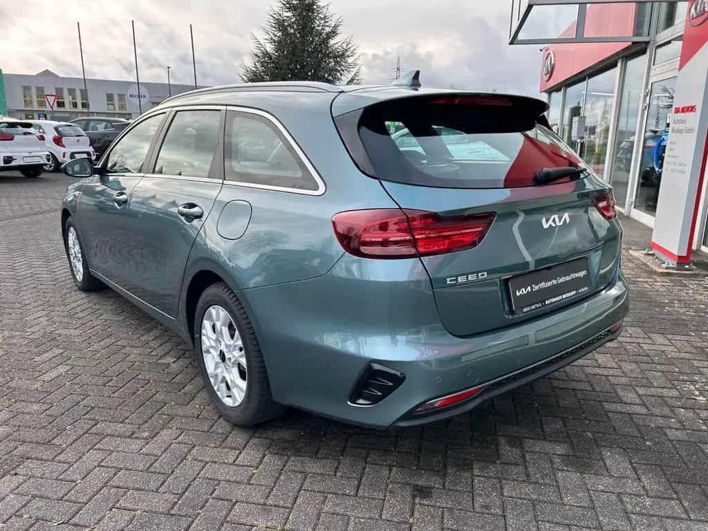 Kia Ceed SW 1.5 T-GDI DCT Vision Komfort+ Navi Kamer 06/2025-photo-3
