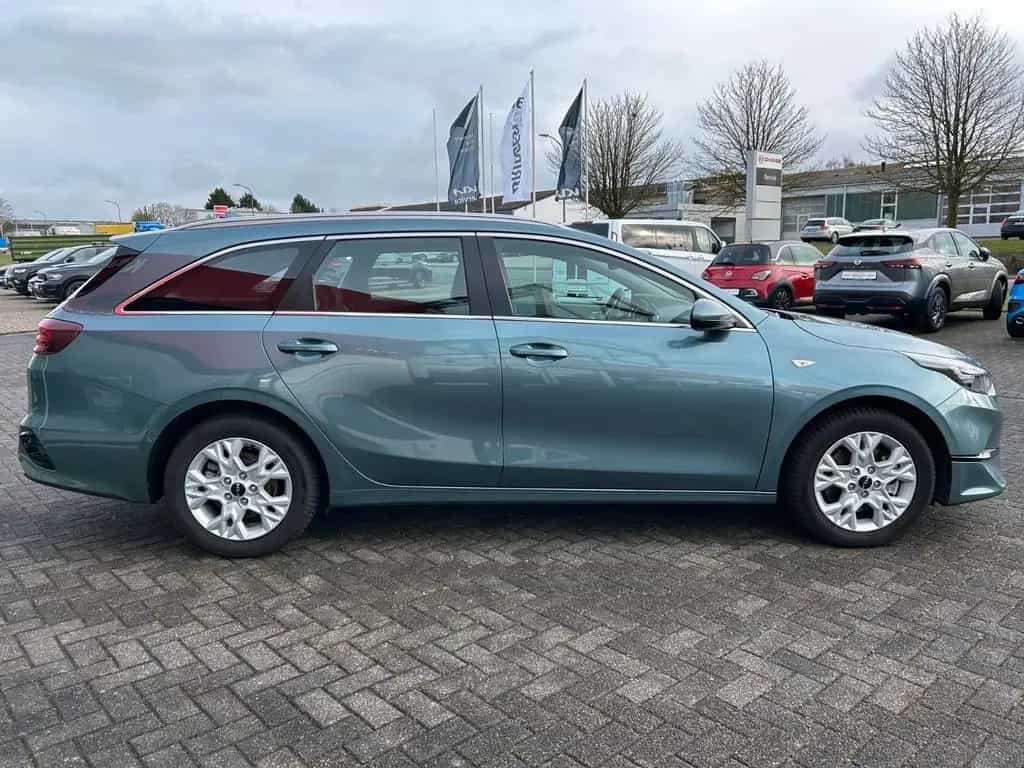 Kia Ceed SW 1.5 T-GDI DCT Vision Komfort+ Navi Kamer 06/2025-photo-7