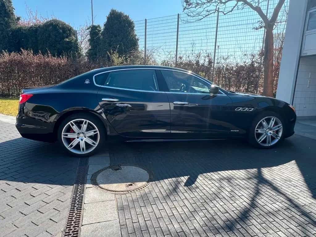 Maserati Quattroporte 3.0 V6 GranSport S Q4 Automatik... 03/2018-photo-9