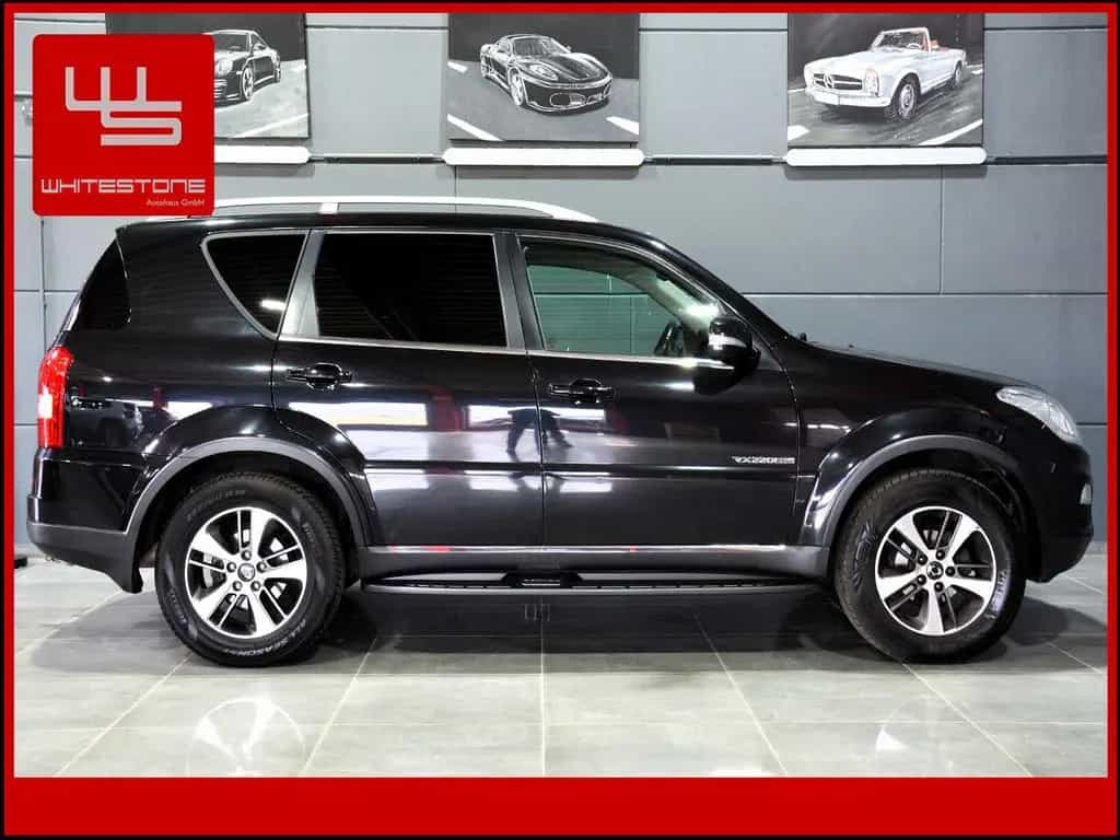 Ssangyong REXTON W Sapphire 4WD Aut 7 Sitze Leder AHK 3.5t 10/2016-photo-1