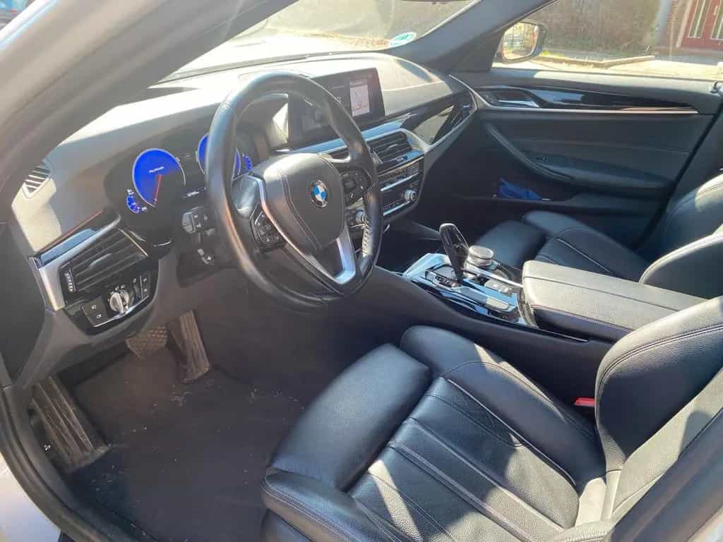 BMW 5 Series 520d Sport Line Dig. Tacho, Headup, Keyless 10/2019-photo-7