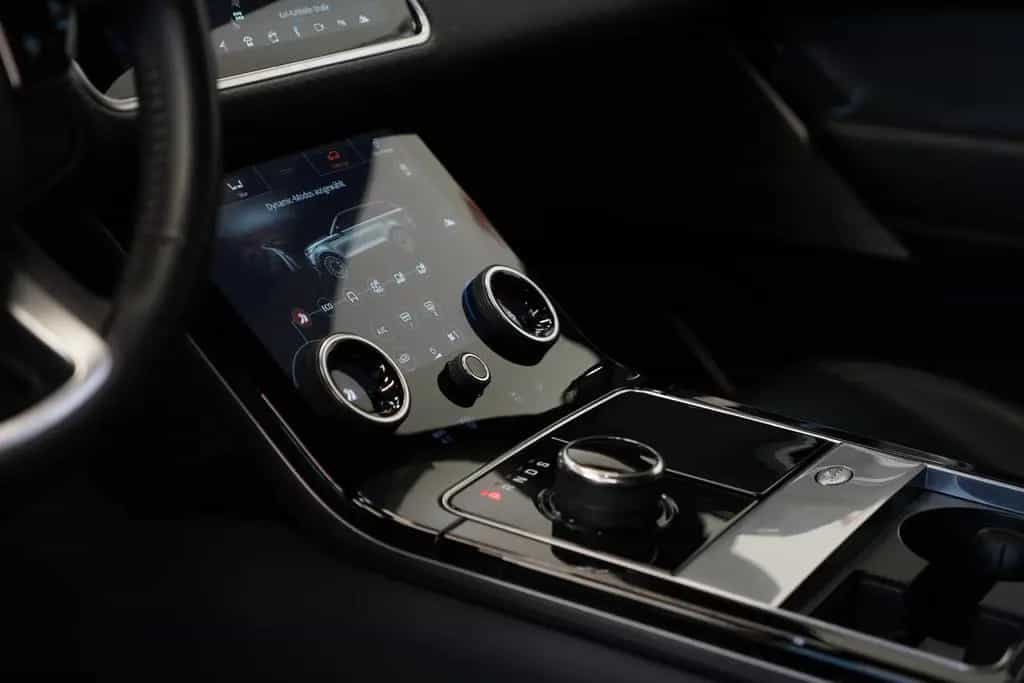Land Rover Range Rover Rover Velar SE *AHK*ACC*20Zoll*Memory 11/2017-photo-23