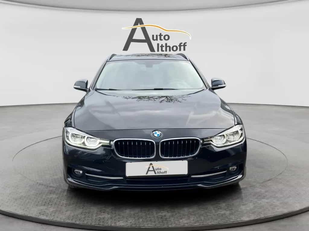 BMW 3 Series 10/2018-photo-1