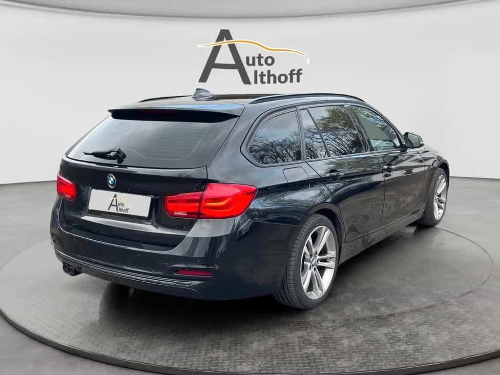 BMW 3 Series 10/2018-photo-5
