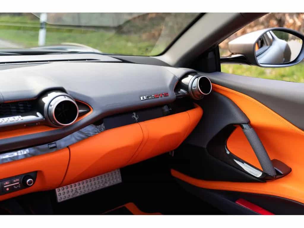 Ferrari 812 GTS FULL CARBON - Passenger DISPLAY 03/2022-photo-14