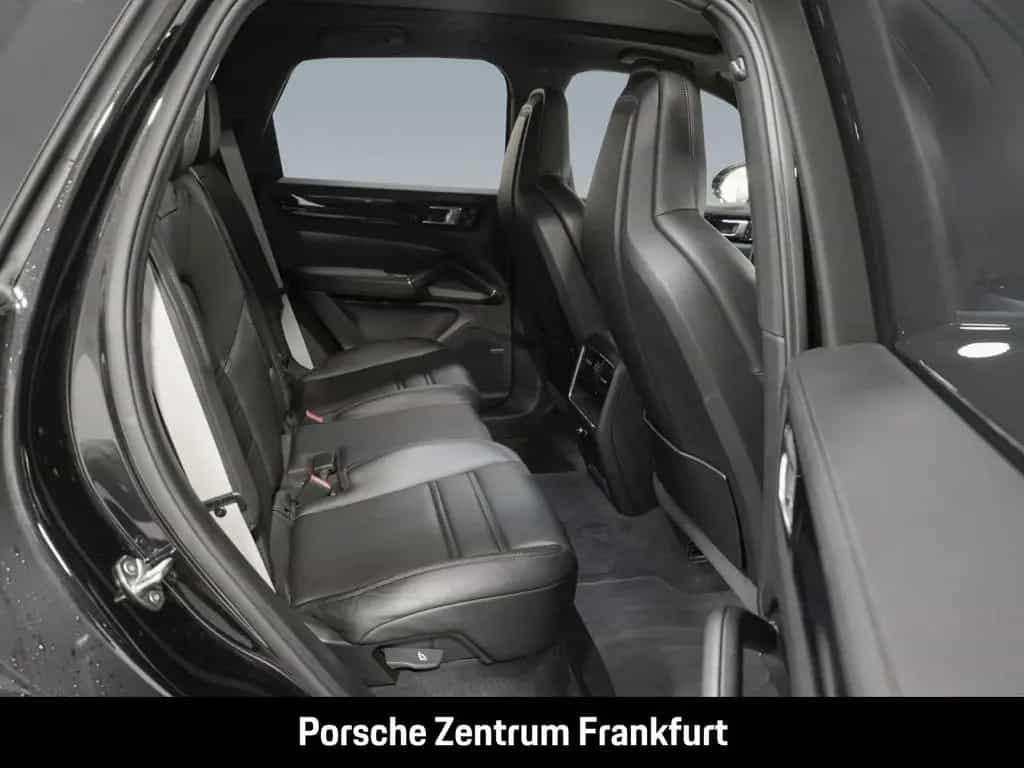 Porsche Cayenne Platinum Edition Luftfederung BOSE LED 09/2022-photo-17