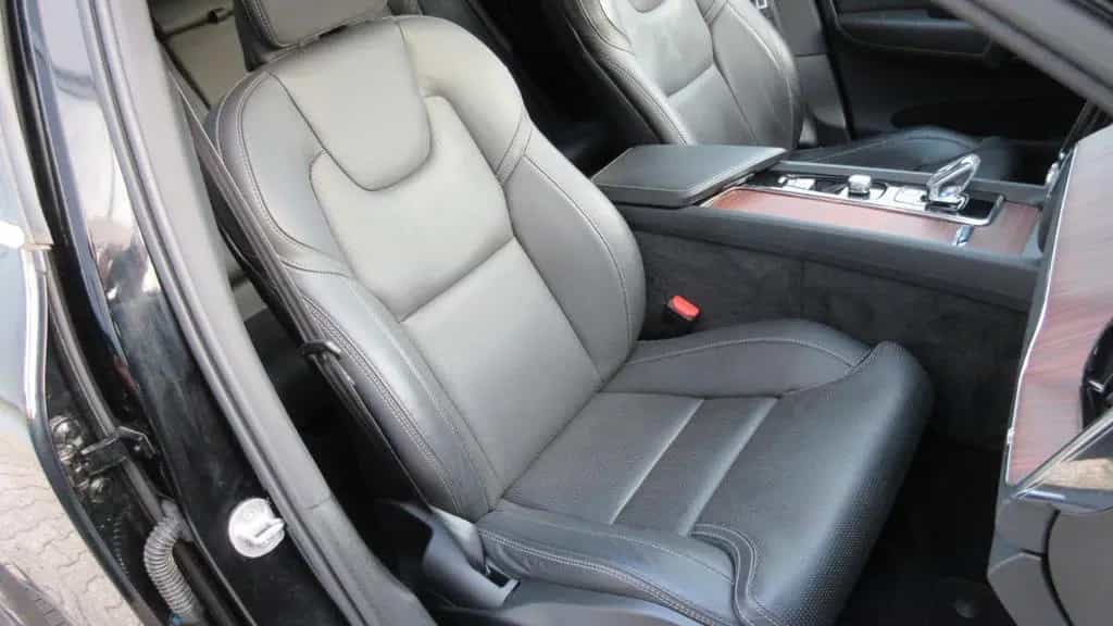 Volvo XC60 B4 | Google | LED | Tempomat | Kamera 12/2022-photo-14