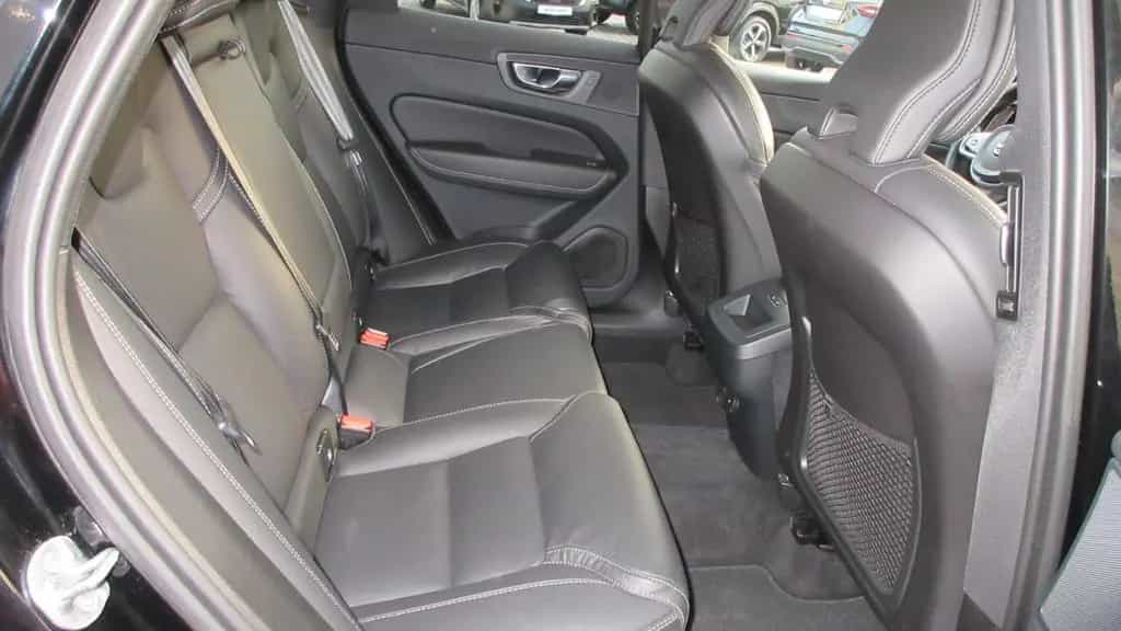 Volvo XC60 B4 | Google | LED | Tempomat | Kamera 12/2022-photo-16