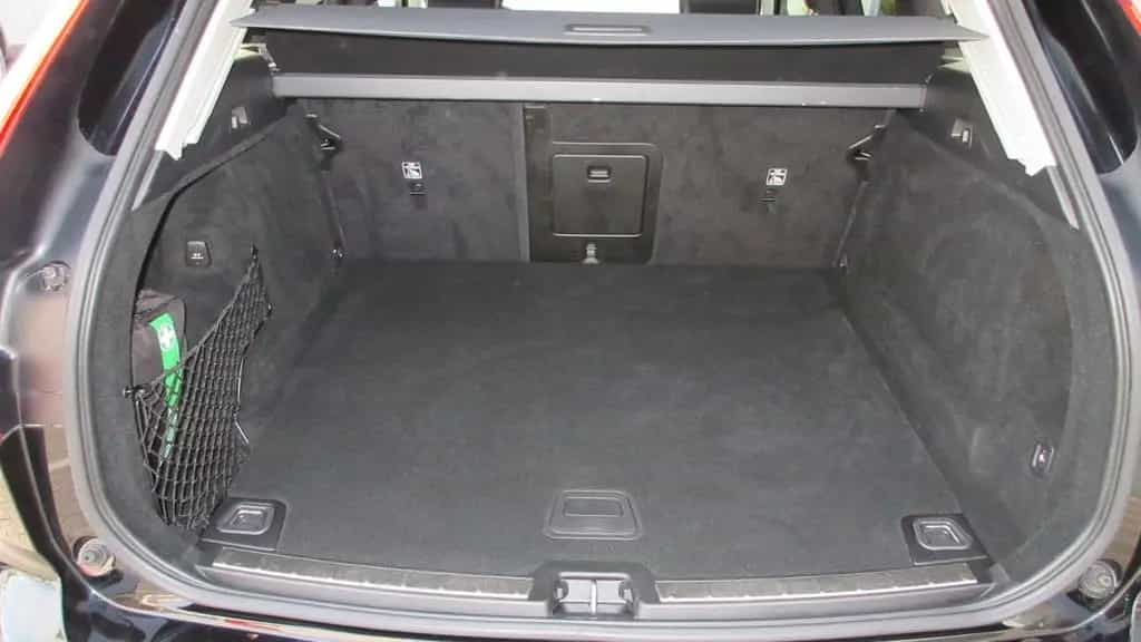 Volvo XC60 B4 | Google | LED | Tempomat | Kamera 12/2022-photo-18