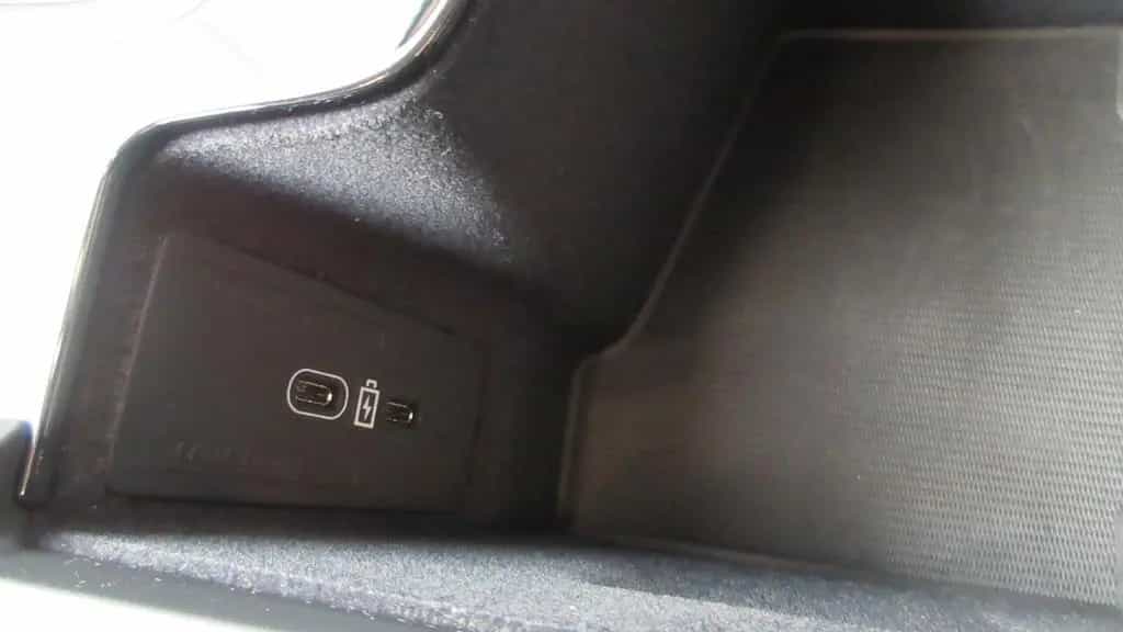 Volvo XC60 B4 | Google | LED | Tempomat | Kamera 12/2022-photo-29