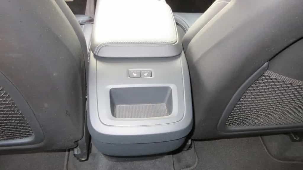 Volvo XC60 B4 | Google | LED | Tempomat | Kamera 12/2022-photo-35