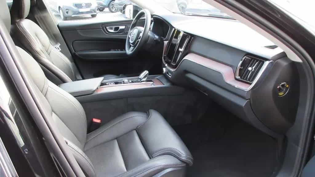 Volvo XC60 B4 | Google | LED | Tempomat | Kamera 12/2022-photo-42