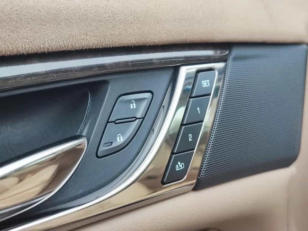 Cadillac CTS Performance Luxury|HUD|PANO|NAVI|360°|HU-NEU 01/2016-photo-16